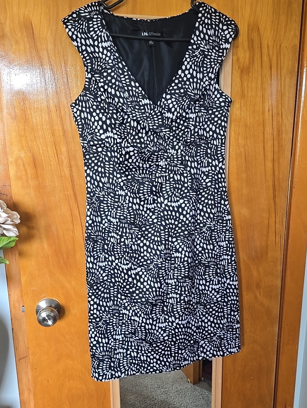 I.N. Studio Black and White Abstract Dot Faux Wrap Dress Size 8